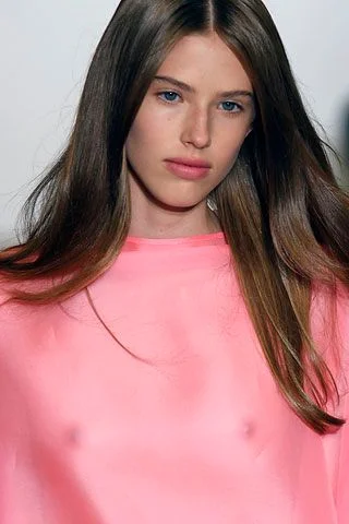 Look 15